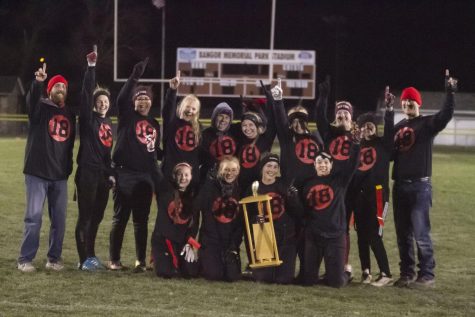 SENIORS TAKE ALL IN POWDERPUFF FACE-OFF