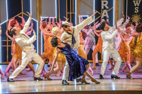 CAST OF 42ND STREET PREPARES FOR HUGE TURNOUT