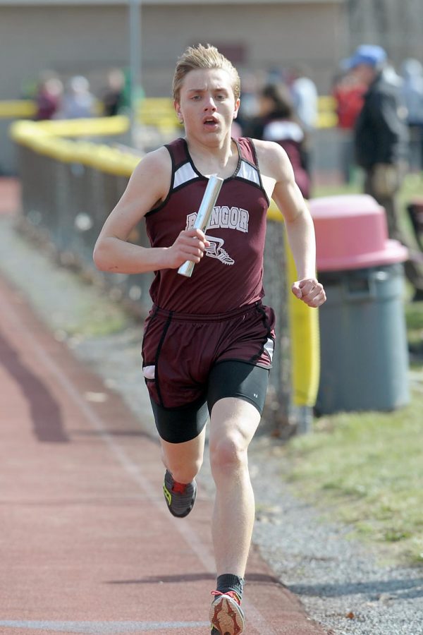 BOYS TRACK GOING THE DISTANCE